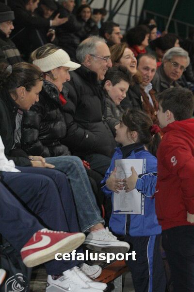 120218 basket 477_tn.jpg